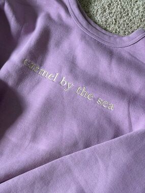 Carmel by the Sea Embroidered Crewneck Sweatshirt - Large - Lavender